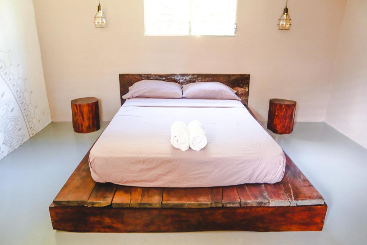Hôtel El Ranchito Surfcamp à Pedregal Extérieur photo