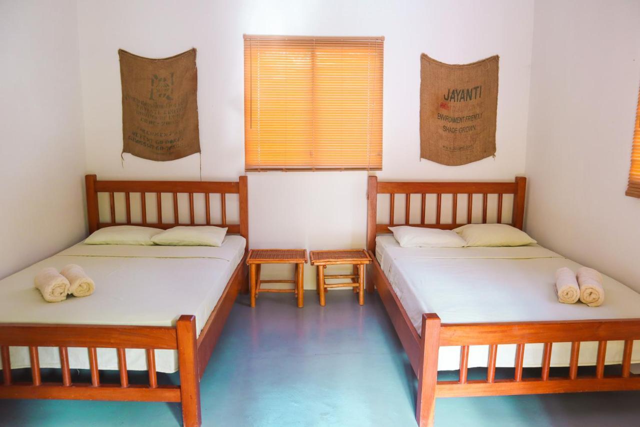 Hôtel El Ranchito Surfcamp à Pedregal Extérieur photo